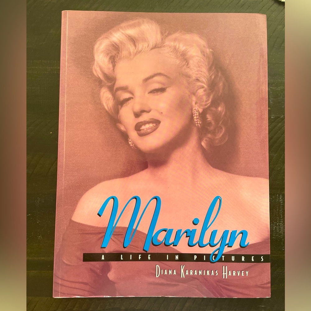 Marilyn Monroe “A Life in Pictures” Book